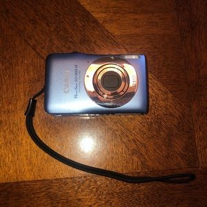 Cannon Powershot camera